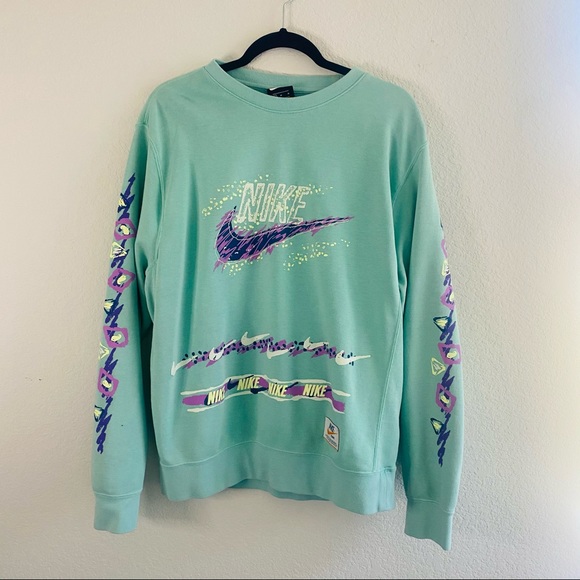 UO Nike Pullover Sweatshirt - Picture 4 of 8